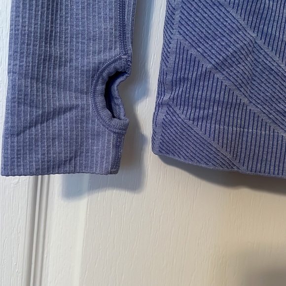 Lululemon long sleeve - Picture 5 of 5